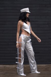 SET TITANNY PLATA +KEPI